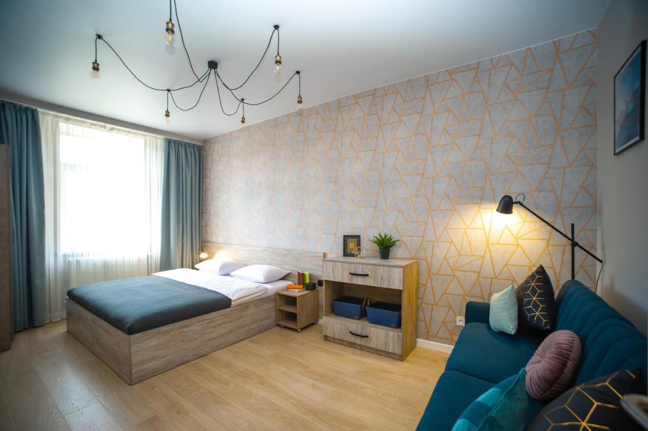 3 Bedroom, 2 Bathroom Apartment Near Forum Львов Экстерьер фото