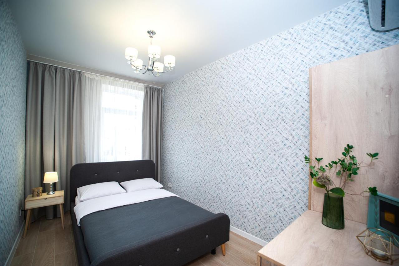 3 Bedroom, 2 Bathroom Apartment Near Forum Львов Экстерьер фото