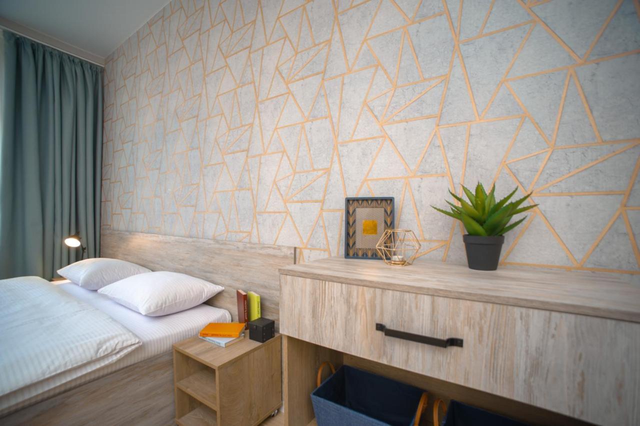 3 Bedroom, 2 Bathroom Apartment Near Forum Львов Экстерьер фото