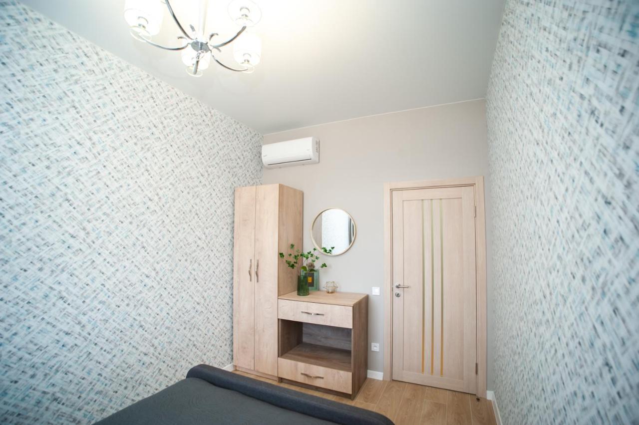 3 Bedroom, 2 Bathroom Apartment Near Forum Львов Экстерьер фото
