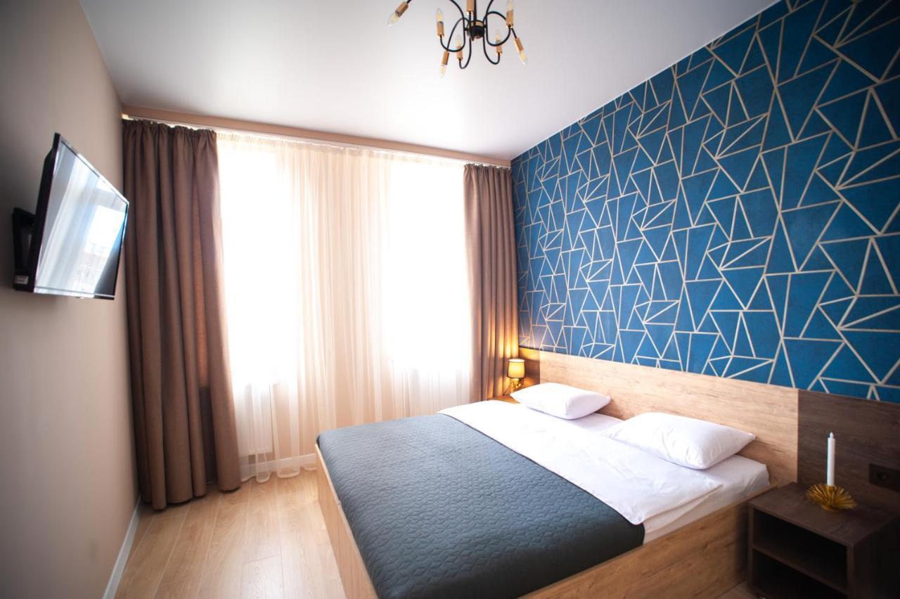 3 Bedroom, 2 Bathroom Apartment Near Forum Львов Экстерьер фото