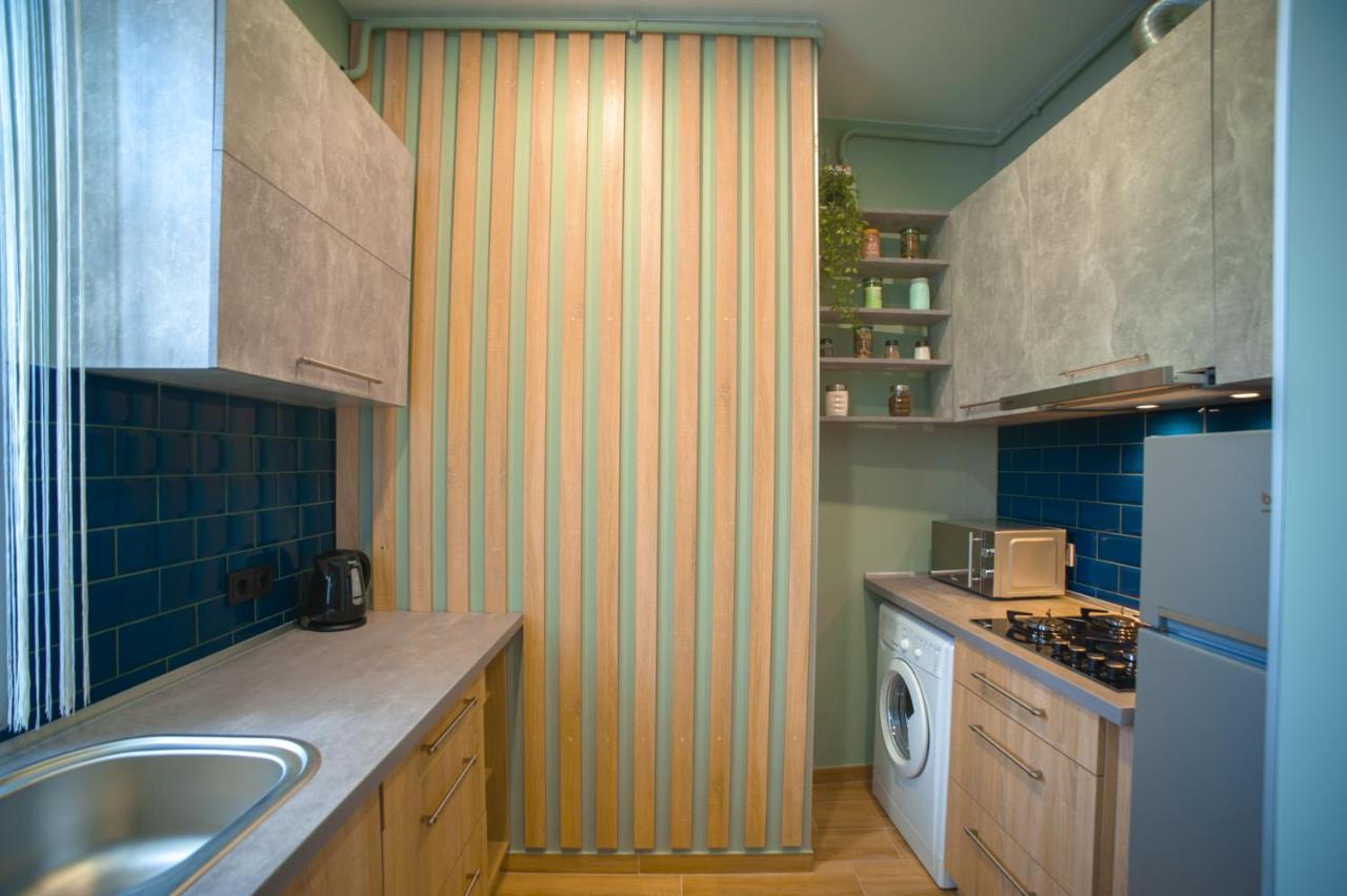 3 Bedroom, 2 Bathroom Apartment Near Forum Львов Экстерьер фото