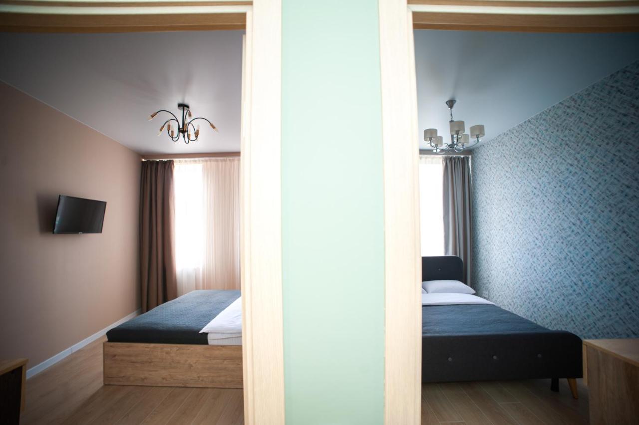 3 Bedroom, 2 Bathroom Apartment Near Forum Львов Экстерьер фото