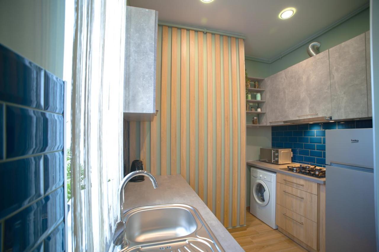 3 Bedroom, 2 Bathroom Apartment Near Forum Львов Экстерьер фото